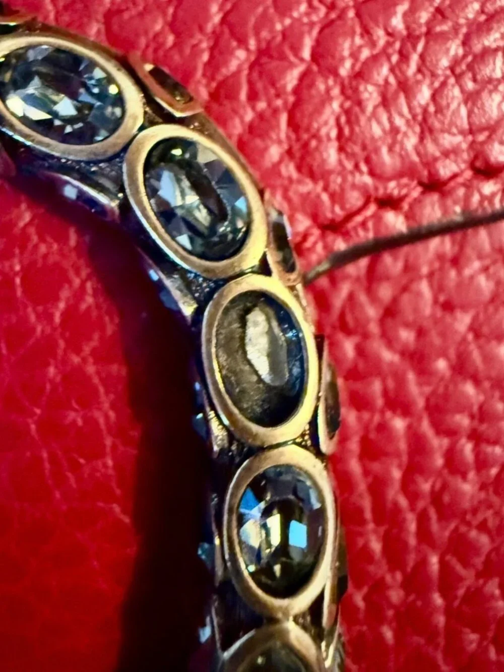 Gucci Red Leather Dionysus Wallet on a Chain - Picture 13 of 15
